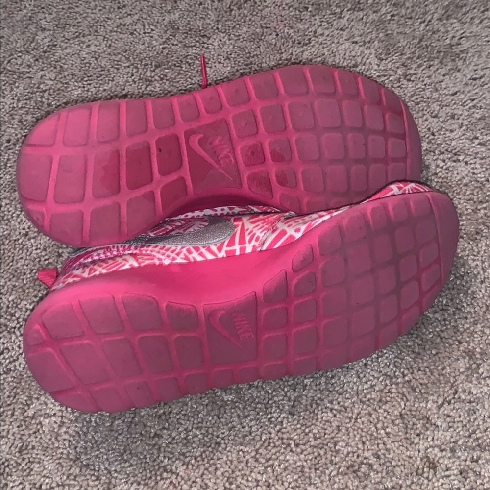 Nike Roshie customs - Picture 5 of 5